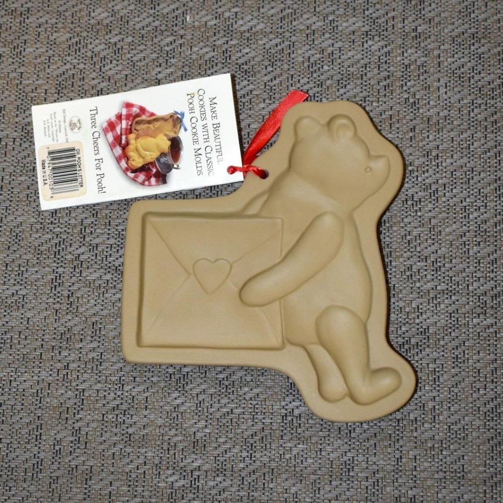 Brown Bag Cookie Art Winnie the Pooh Cookie Mold Tan NEW Pooh's Letter Ceramic